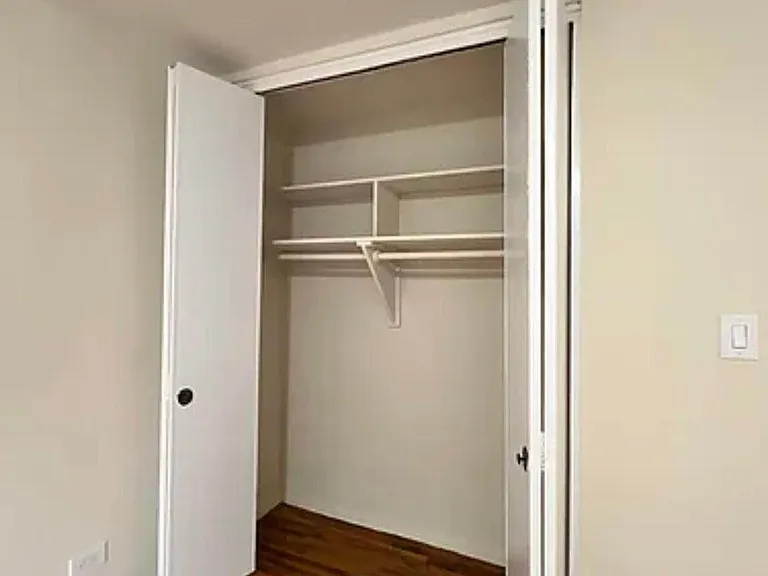 36 Hamilton Ave #2J — Photo 3