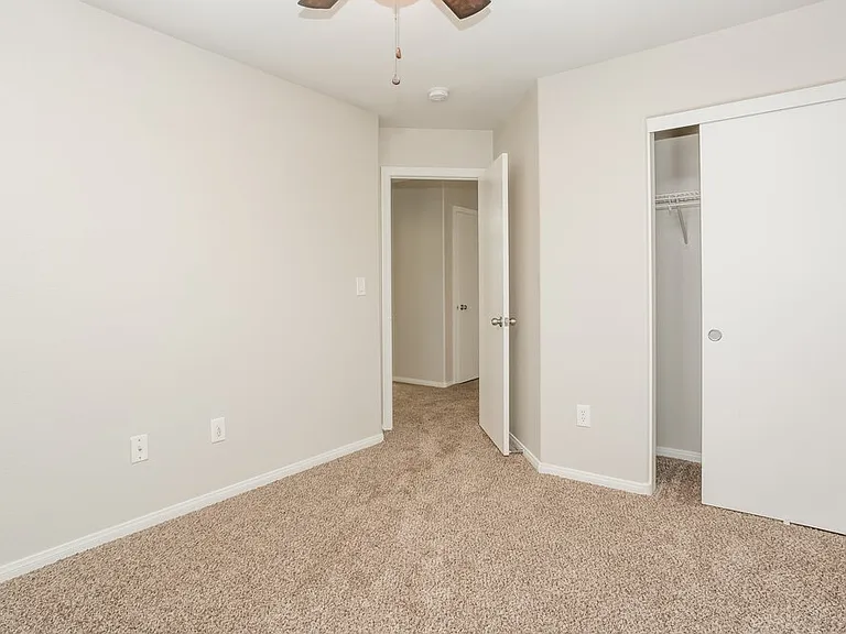 5812 Gemstone Peak St — Photo 12