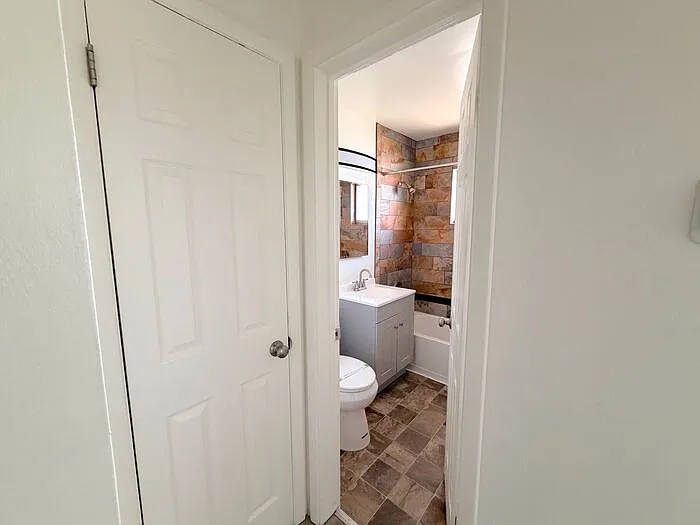 915 Wheeler Ave #202 — Photo 14