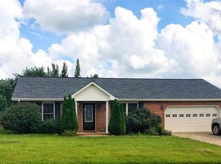 56 Megan Dr, Murray, KY 42071