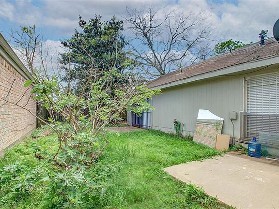 3rd image of 11707 Zarroll Dr