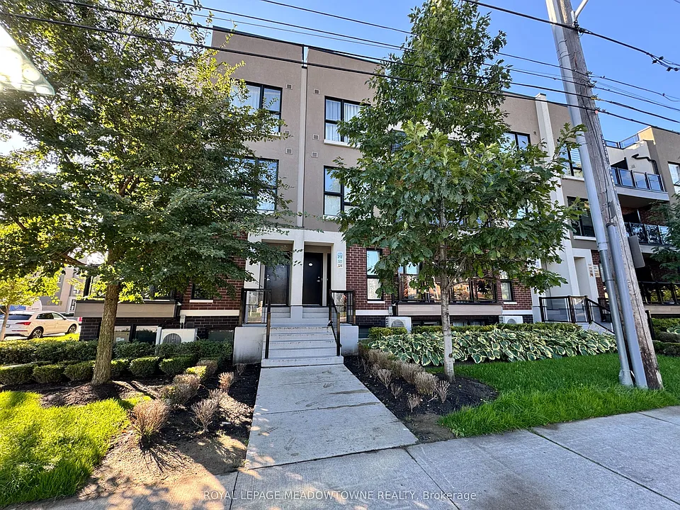8835 Sheppard Ave E #324