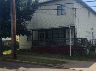 1346 & 1348 Newton St, Akron, OH 44305