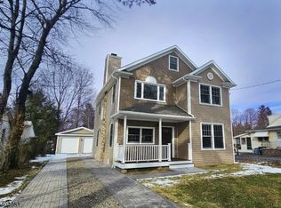 27 Forest Rd, Mount Olive Twp., NJ 07828