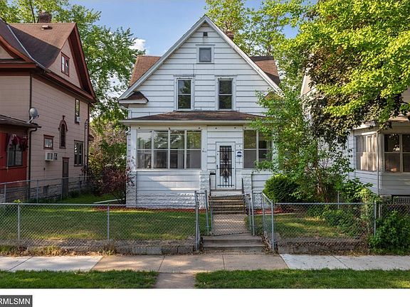 2nd image of 800 Aurora Ave