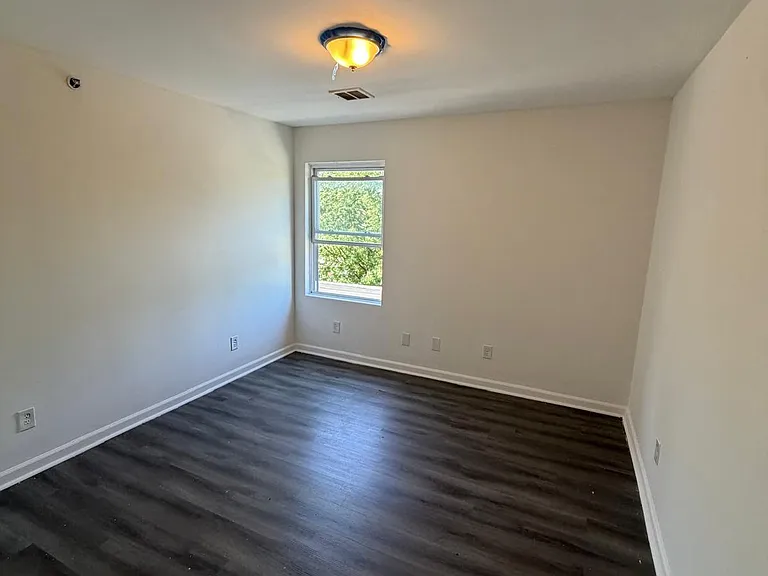 428 Jefferson Ave #3B0 — Photo 8