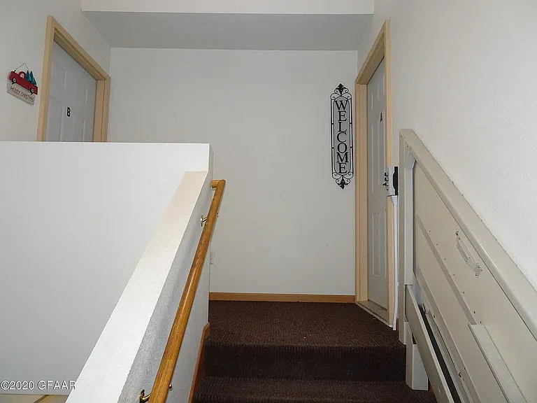 930 2nd Ave NE — Photo 10