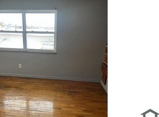 4215 Glenwood Ave APT 5, Lansing, MI 48910