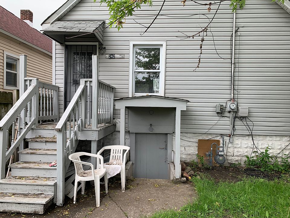 2nd image of 242 Doty St