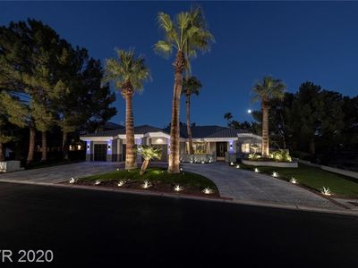 1704 Silver Oaks St, Las Vegas, NV, 89117