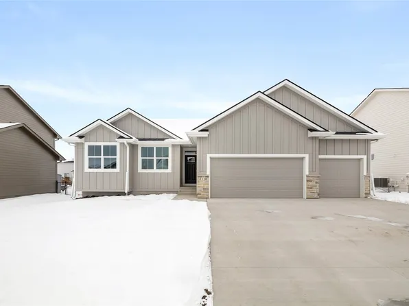 3116 NW 27th Cir, Ankeny, IA 50023