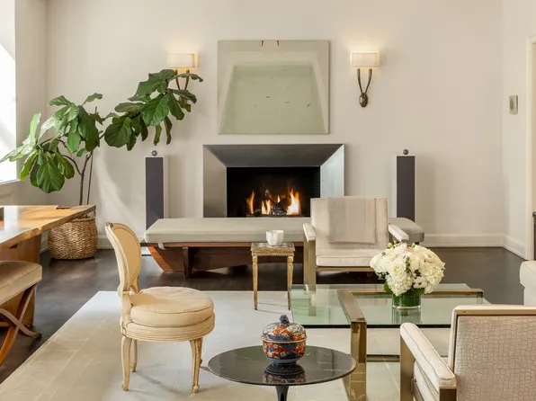 3 East 84th Street image 4 of 23