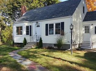 12 Remsen Ave, Medfield, MA 02052