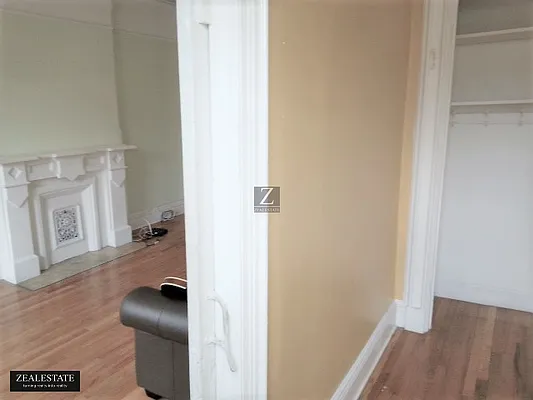 Rented by ZealEstate Group Inc | media 21