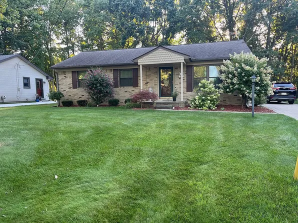 186 Detroit Blvd S, Lake Orion, MI 48362