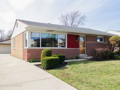 8300 N Octavia Ave, Niles, IL, 60714