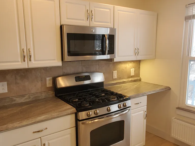 132 Furnace St — Photo 10
