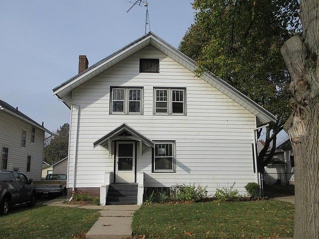1st image of 1738 Douglas St