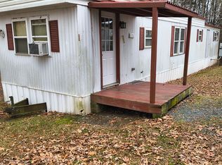 1040 Candb Dr, Walnut Cove, NC 27052