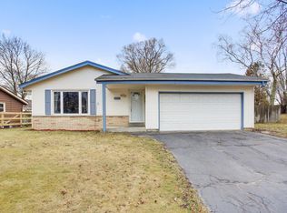 8027 N 105th St, Milwaukee, WI 53224