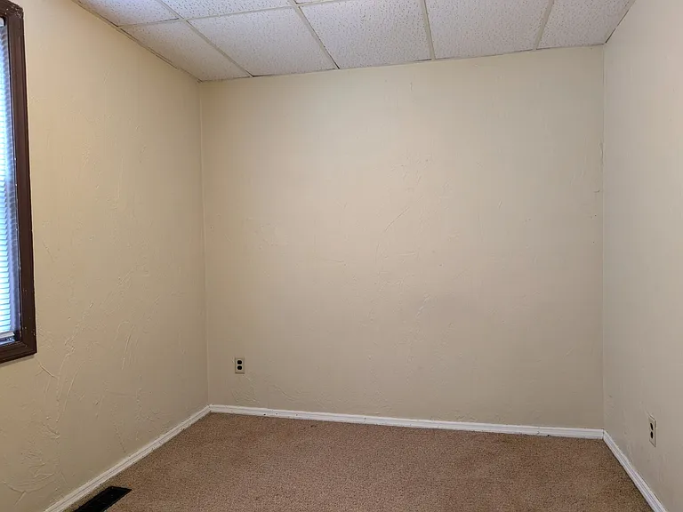 1212 S Chestnut Ave — Photo 11