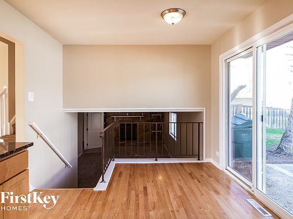 4th image of 19809 Brook Ave