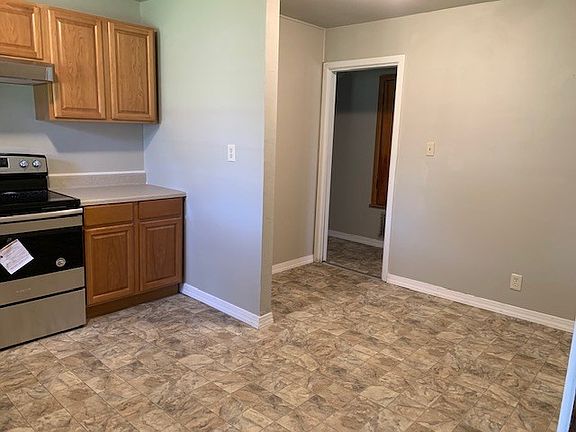 3rd image of 2920 W Chicago Ave