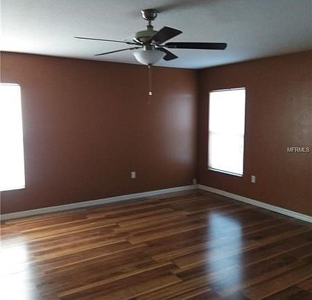 3rd image of 2427 Brownwood Dr