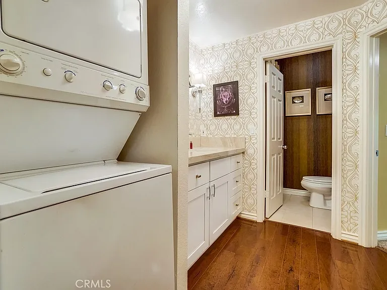 501 E Del Mar Blvd #202 — Photo 46
