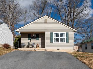 1625 D St, Waynesboro, VA 22980