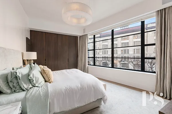 Sold by Compass | media 20