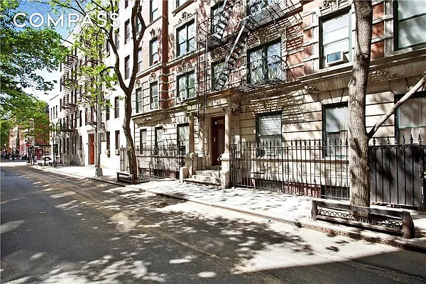 Rented by Compass | media 43