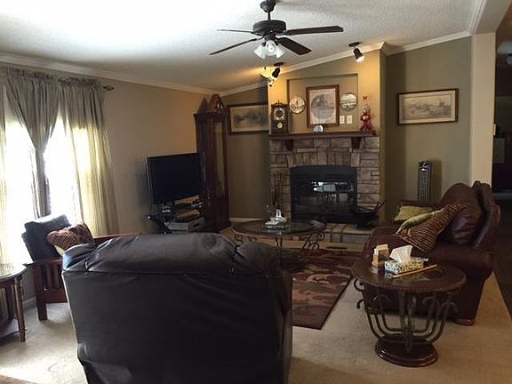 3rd image of 10113 Birchwood Pike