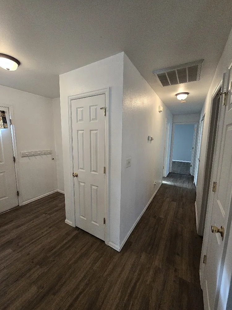 3 bed, 1172 sqft, $1,695 — Photo 4