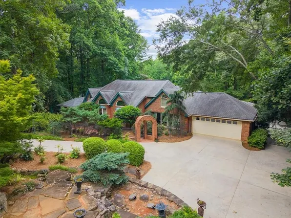 2341 Habersham Dr SW, Marietta, GA 30064