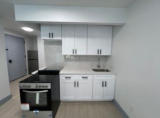 360 E 194th St APT 2B, Bronx, NY 10458