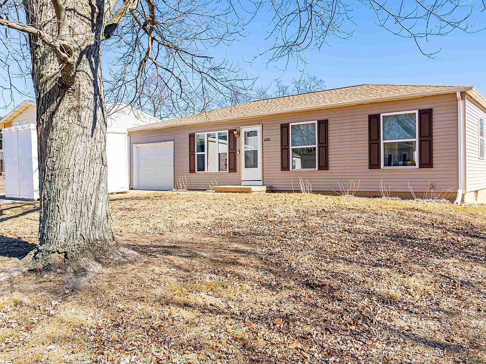 1st image of 6000 N Graceland Dr