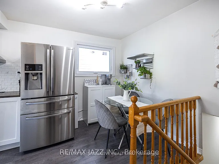 125 Peacock Blvd — Photo 13