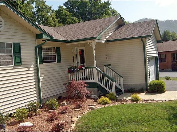 2nd image of 50 Whitewater Dr