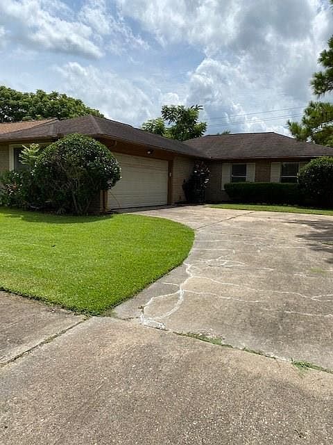 1st image of 17238 Artwood Ln