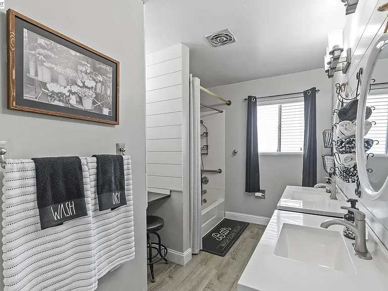 25820 S Macarthur Dr — Photo 17