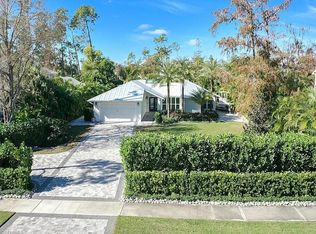 6181 Cypress Hollow Way, Naples, FL 34109