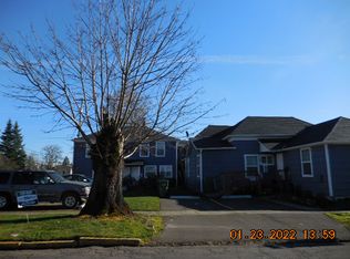 204 S Meridian St APT 4, Newberg, OR 97132