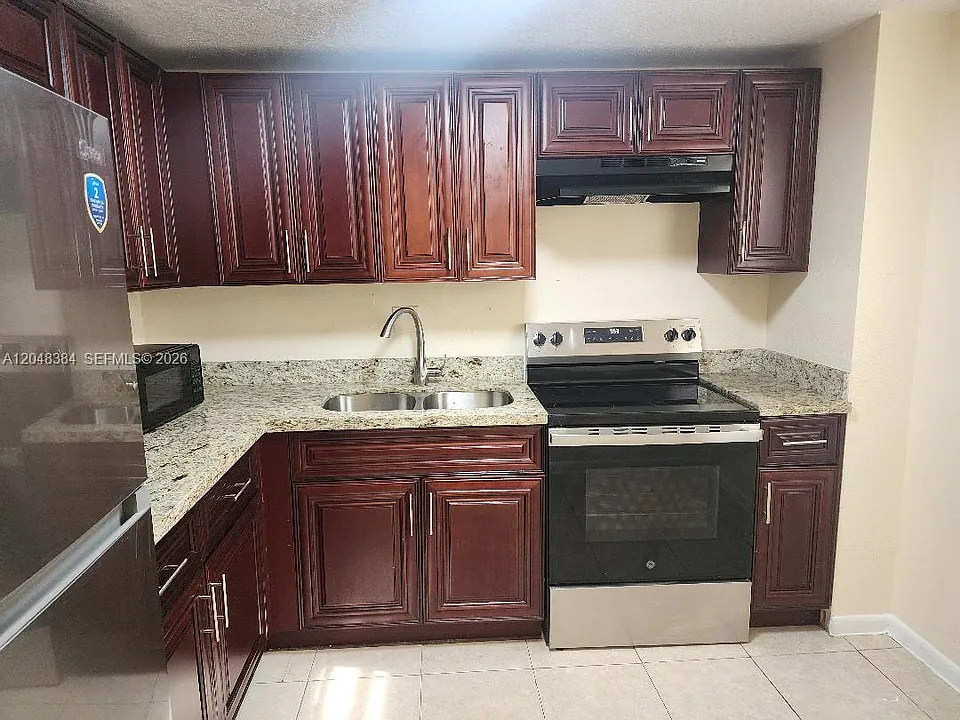 1700 NW 58th Ter #2E