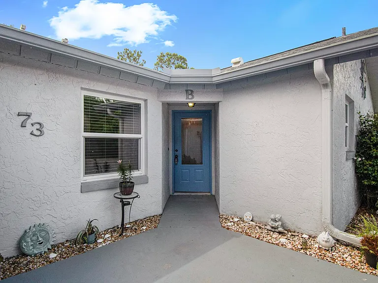 73 Buttonworth Dr #B — Photo 2