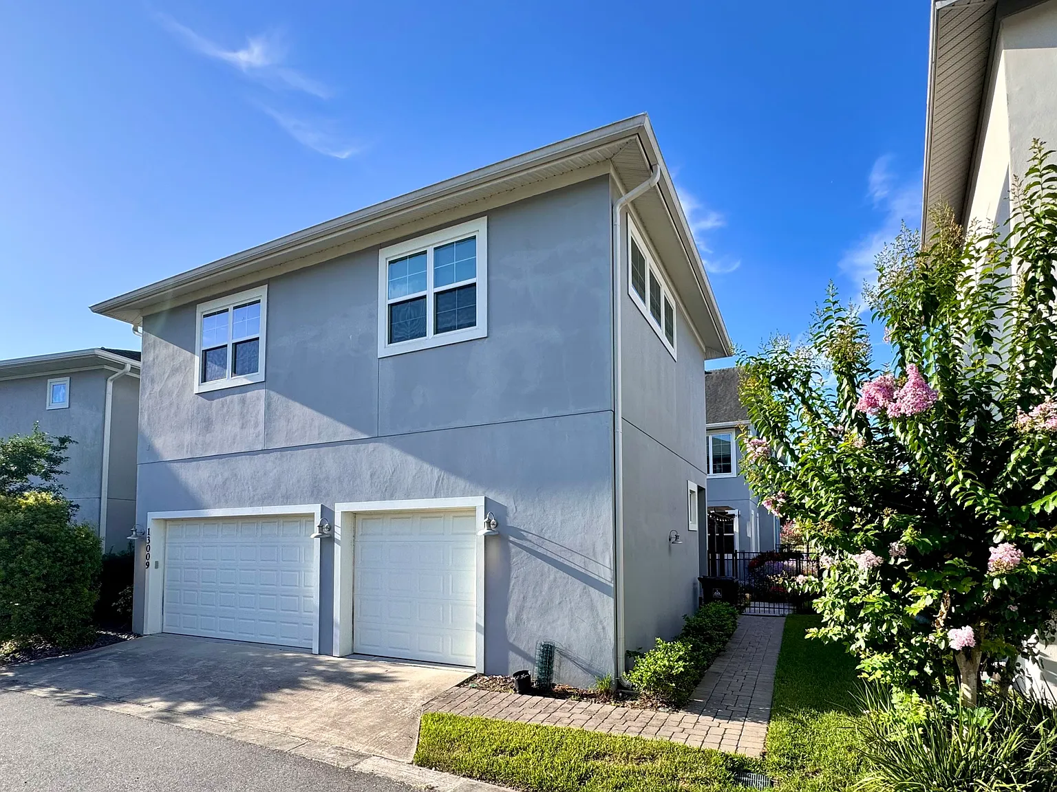 1 bed, 910 sqft, $1,800 — Photo 1
