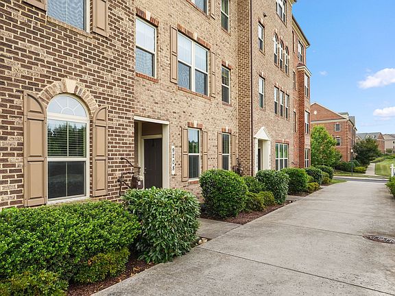 2nd image of 9208 Landon House Way