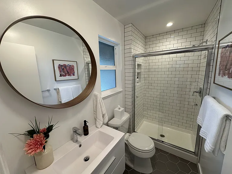 110 Morning Sun Ave — Photo 13
