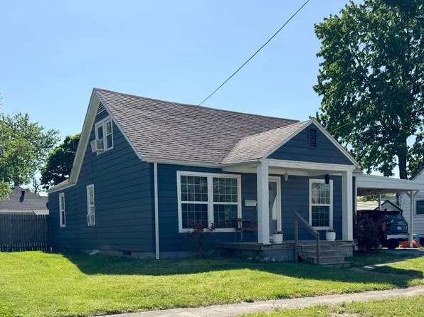 514 SE 3rd St, Fairfield, IL 62837