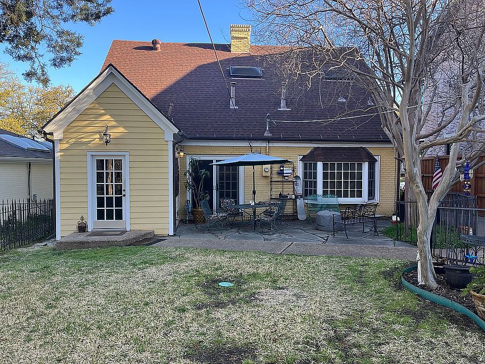 2nd image of 3333 Mockingbird Ln